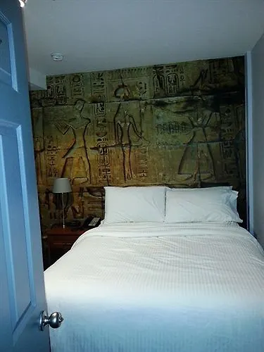 Isabella Hotel & Suites Toronto