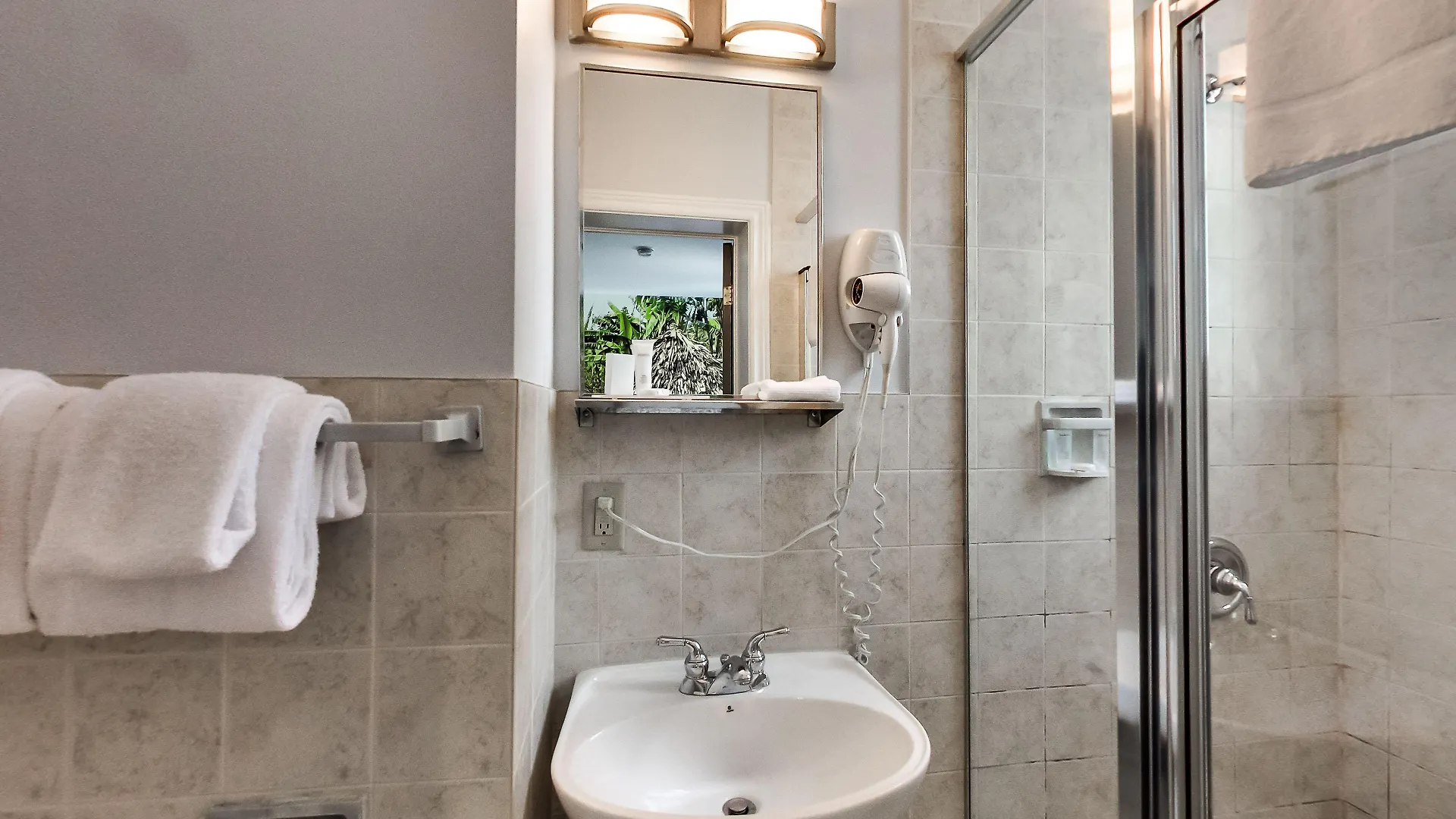 Isabella Hotel & Suites トロント